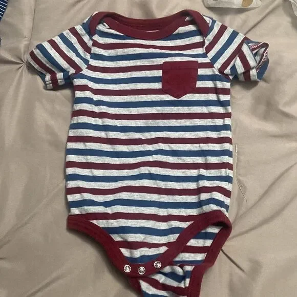 6 piece lot  - Picture 6 of 7